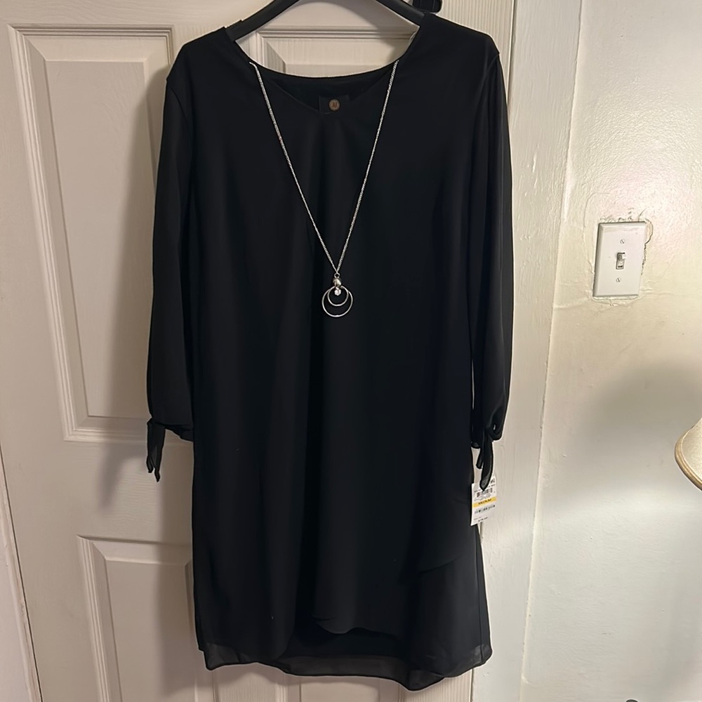 NWT JM Collection Black Long Sleeve Dress with detachable chain